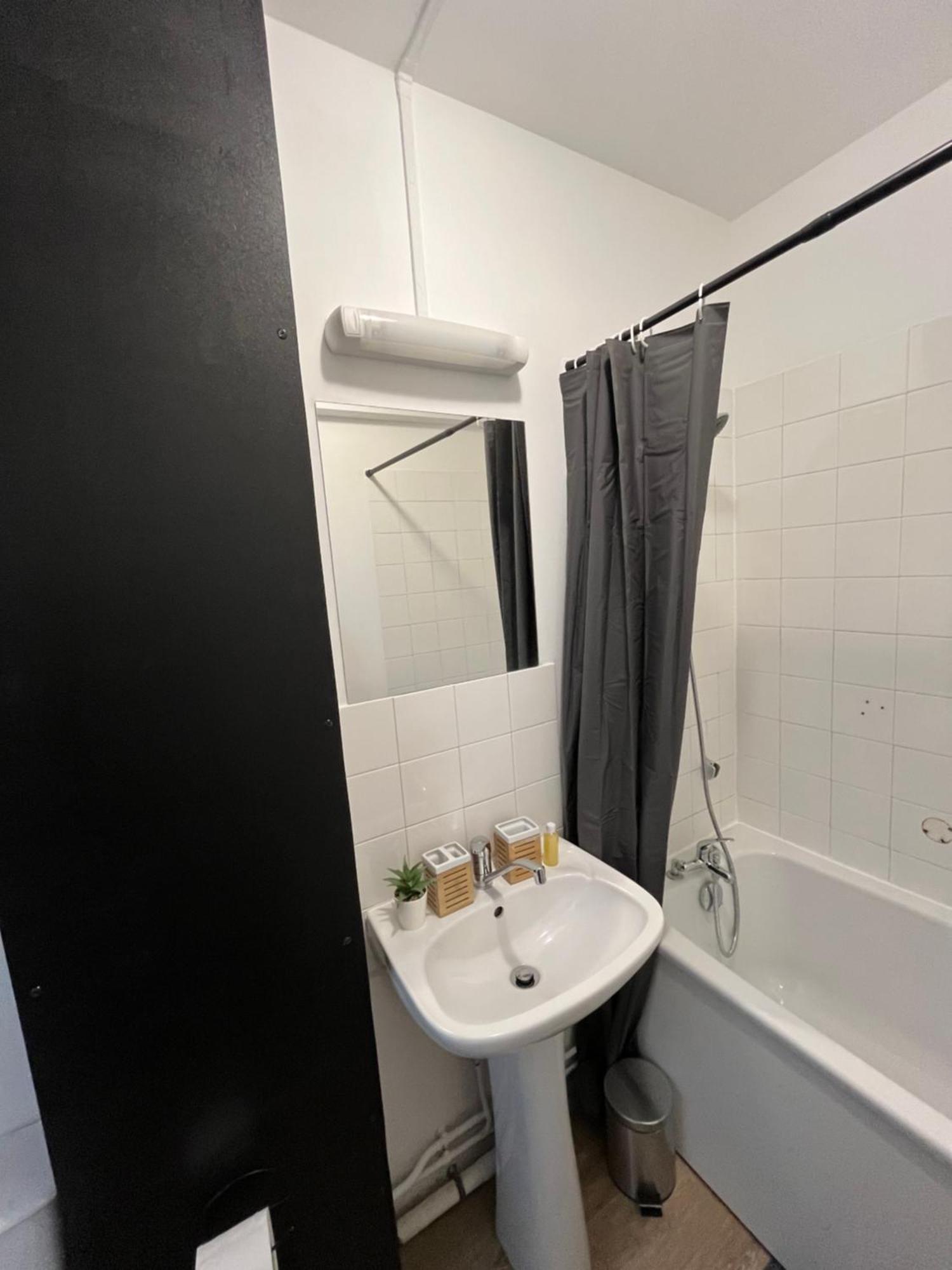 Appartement Proche De La Citadelle Saint-Andre-lez-Lille Buitenkant foto